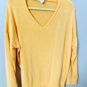 Yellow spring sweater Juniors Large